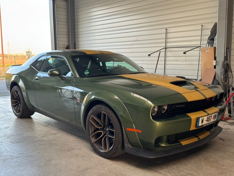 Les bandes seront enlevées Lundi avec finition lustrage !