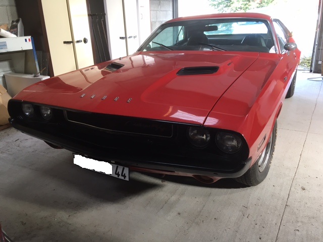 challenger RT AV.JPG