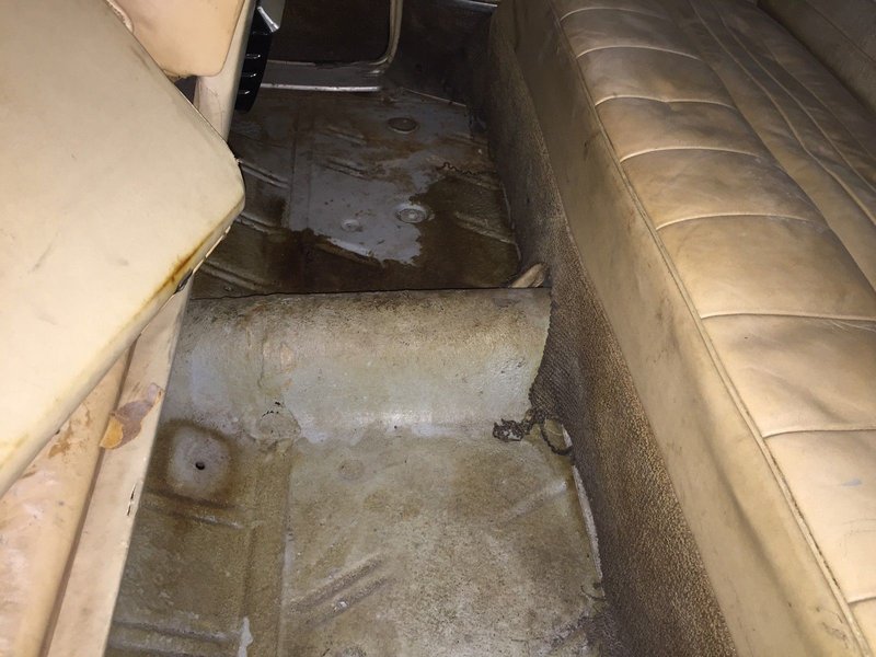 La voiture est très saine