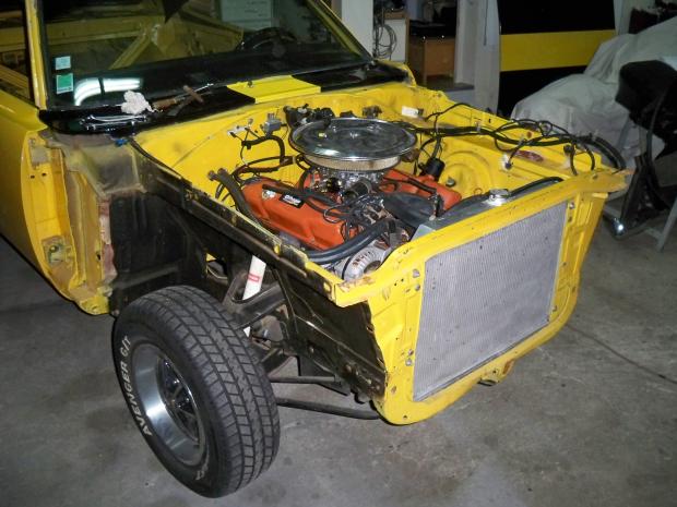 Face avant démontée plus que le moteur à sortir