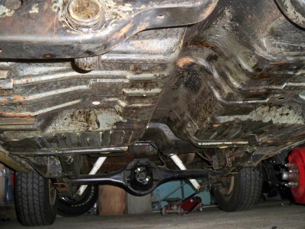 Après avoir joué de la spatule et une bonne huile de coude, les dessous sont enfin propre et près pour le microbillage!