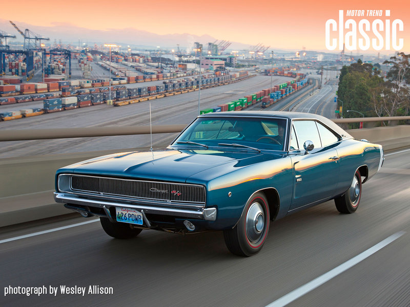 1968-dodge-charger-RT-426-hemi-front-three-quarter-in-motion.jpg (362.96 Kio) Consulté 3413 fois 1968-dodge-charger-RT-426-hemi-front-three-quarter-in-motion.jpg