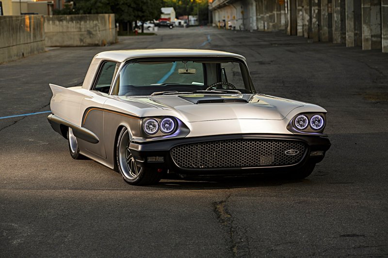1958_T_Bird_cars_modified_2040x1360.jpg (885.3 Kio) Consulté 3188 fois 1958_T_Bird_cars_modified_2040x1360.jpg
