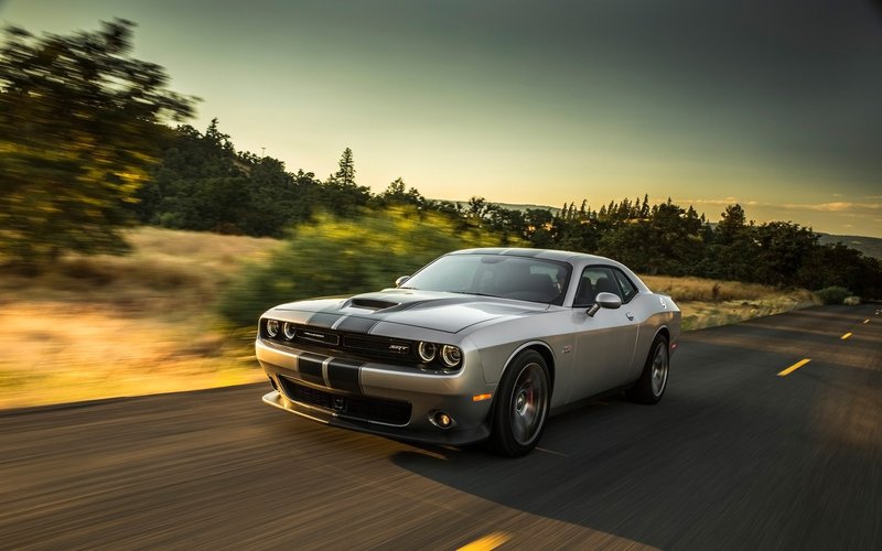 2016_Dodge_Challenger_SRT_mopar_muscle_hemi_2560x1600.jpg (515.88 Kio) Consulté 2509 fois 2016_Dodge_Challenger_SRT_mopar_muscle_hemi_2560x1600.jpg